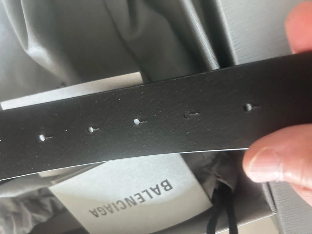 발렌시아가 BB 로고 벨트 이미지