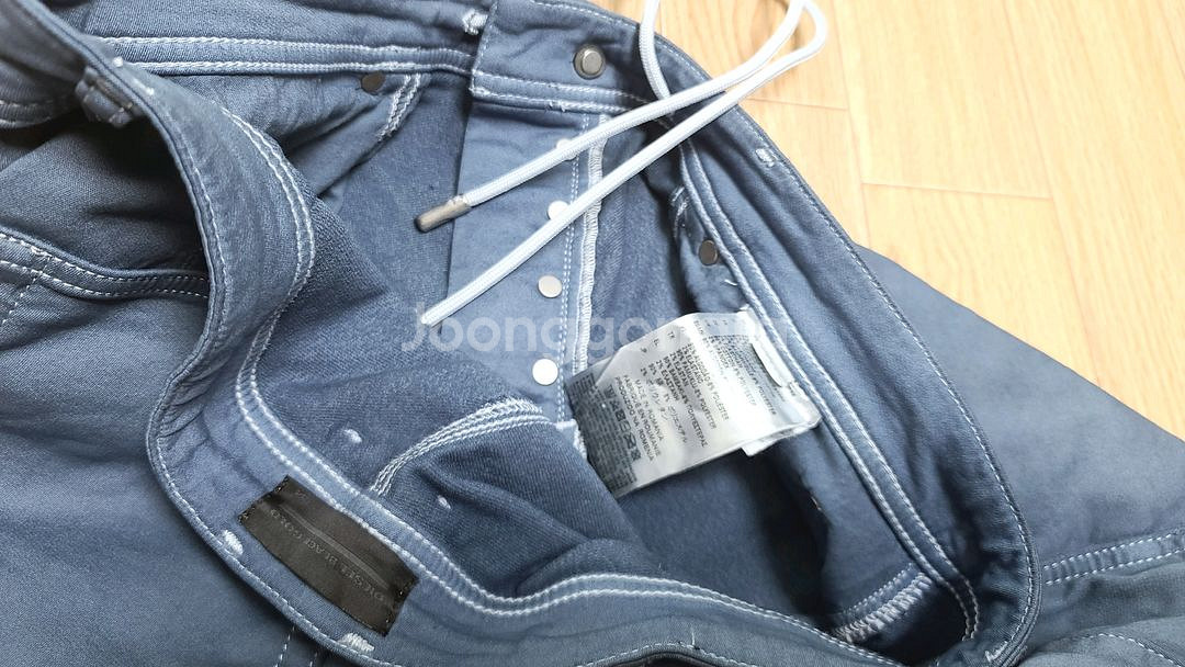 정품 디젤 블랙골드 블루워싱 반바지 34 35--5
