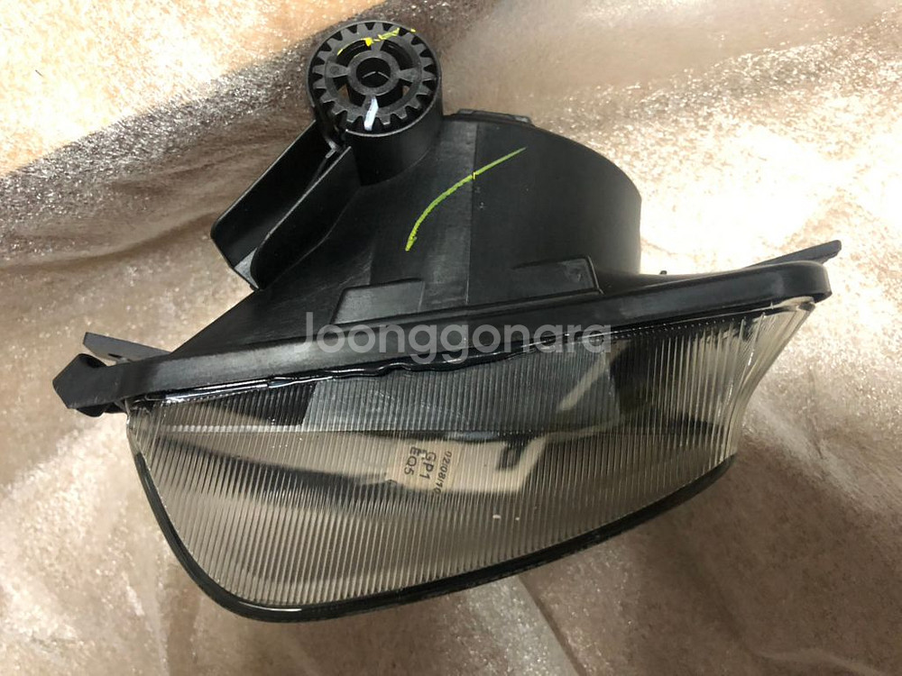 Bmw F07 5GT 안개등 좌측(새상품)--1