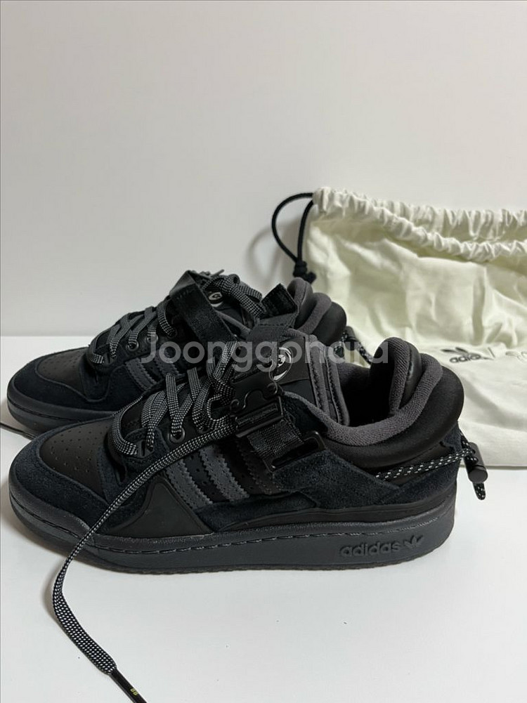 아디다스 x 배드 버니 포럼 로우 GW5021--3