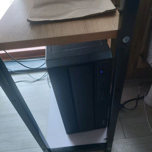 게이밍 1070ti 모니터 풀세트 이미지