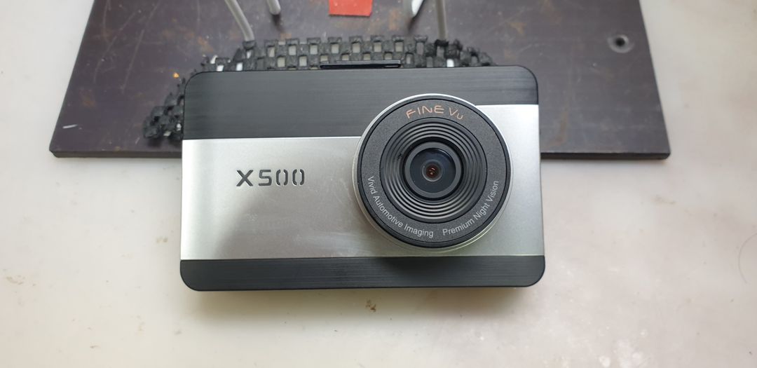 정비된 파인뷰 X500 앞쪽 본체만.