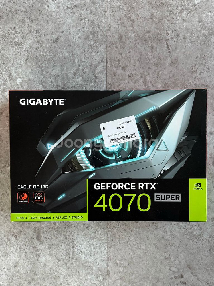 기가바이트 지포스 RTX 4070 SUPER--0