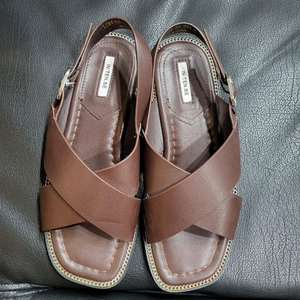 엘칸토 가죽샌들