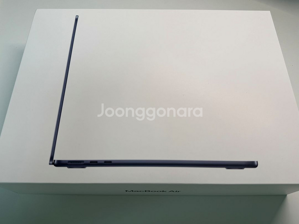 맥북에어13 M4 16GB 256GB 미드나이트 급처--0