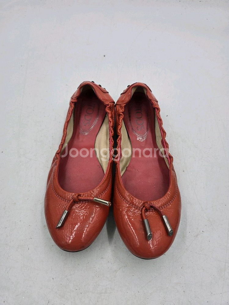 TODS 여성 로퍼 / 드라이빙 슈즈 (정품)230--0
