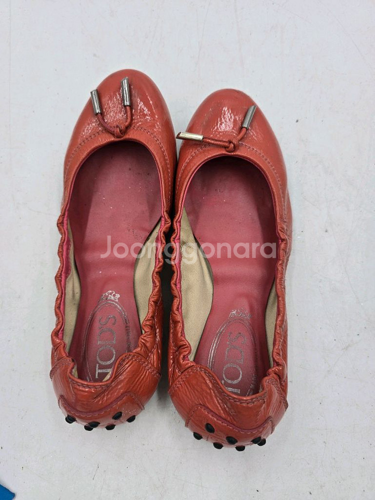 TODS 여성 로퍼 / 드라이빙 슈즈 (정품)230--2