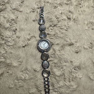 럭셔리 보석 시계 (Lavenda) 판매 합니다