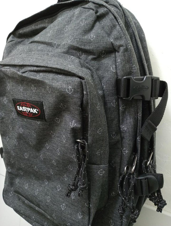 이스트팩 백팩 33L 이미지