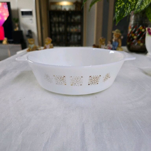 우리나라 삼광 밀크글라스 캐서롤~*