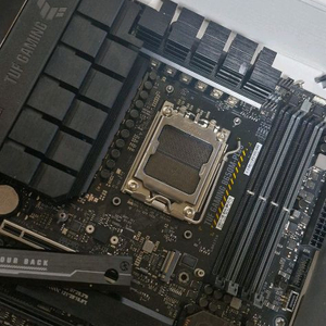 ASUS TUF B650M-PLUS 메인보드