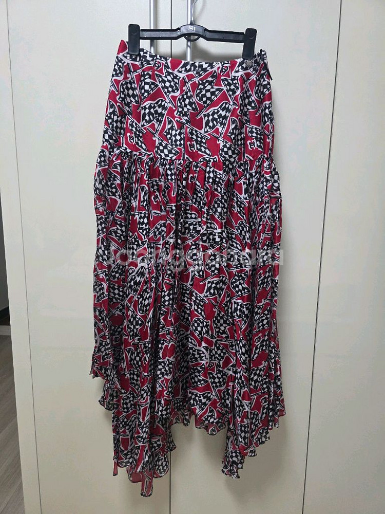 샤넬 실크 언발란스 스커트--1