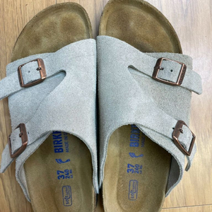 버켄스탁 아리조나 샌들 240 사이즈 판매합니다색상은