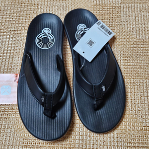 나이키 벨라 카이 텅 230