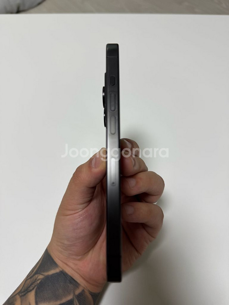 아이폰 15Pro 스페이스 블랙 128G--2