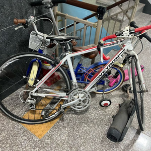 고장난 자전거