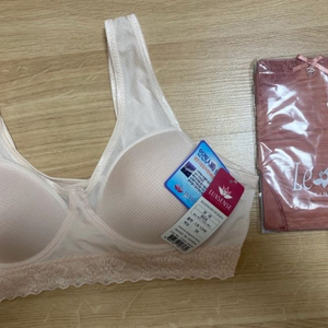 BYC 햄라인 팬티 럭센스 인견 노와이어 브라 새제품