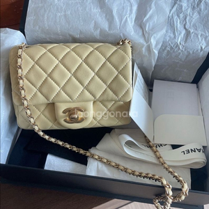 샤넬 레몬베이지 미니백