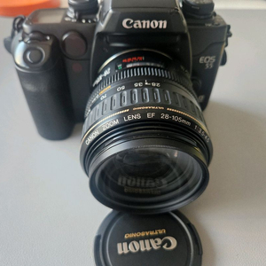 캐논 EOS 55 필름 카메라 와 렌즈