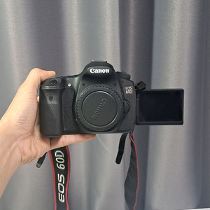 캐논 중급기 EOS 60D 바디 Dslr 3천컷