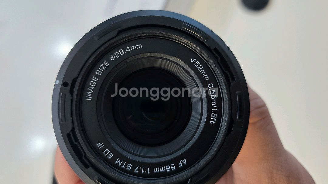 VILTROX 56mm F1.7 E 마운트 렌즈--1