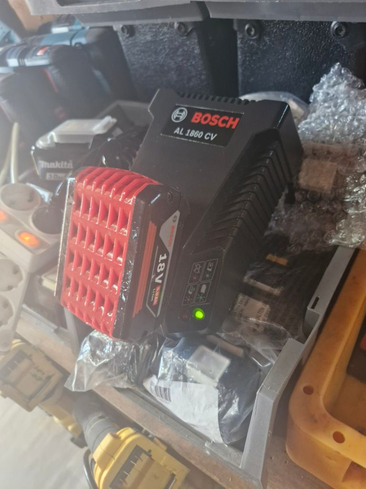 보쉬충전기AL1860CV 보쉬고속충전기 이미지