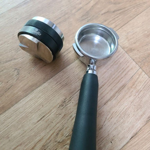 커피머신 용품 바텀 포터필티 및 템퍼 58mm