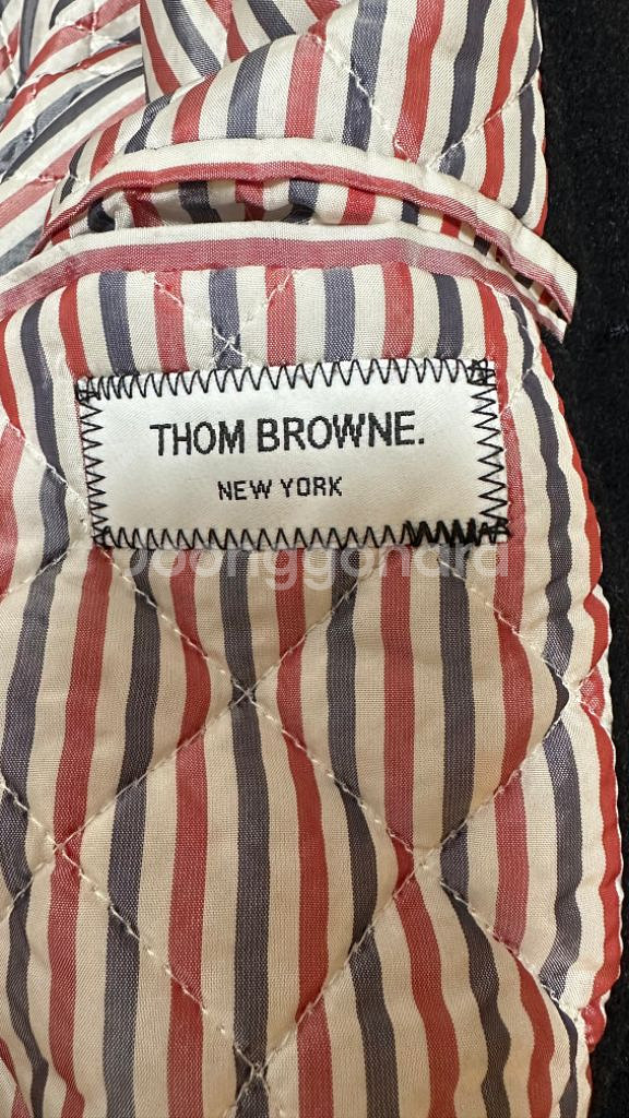 톰브라운 THOM BROWNE 바시티 스타장 야구점퍼--5