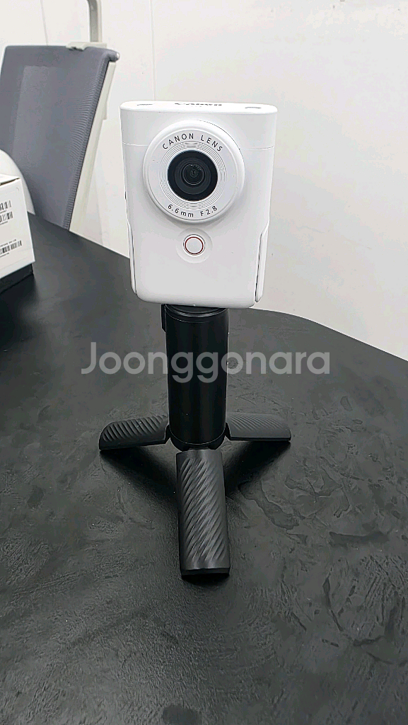 캐논파워샷 V10--0