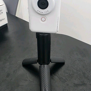 캐논파워샷 V10