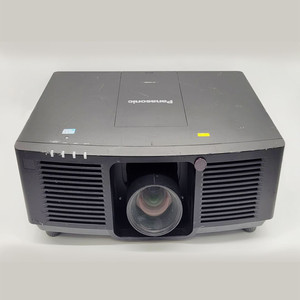 파나소닉 PT-MZ680 6000안시 풀HD 레이저 중
