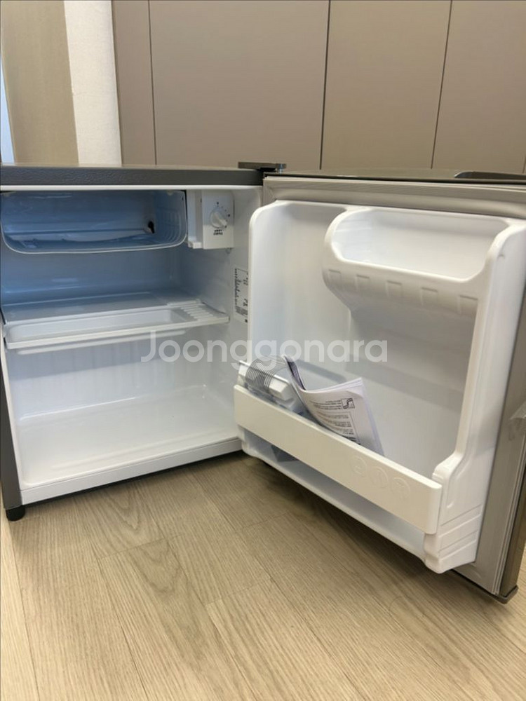엘지전자 소형 일반형냉장고43L--2