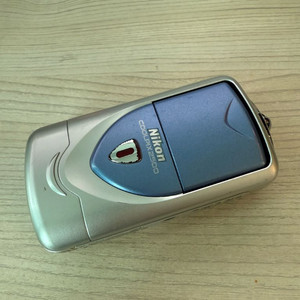 니콘 쿨픽스2500