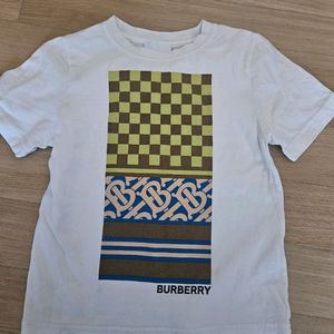 버버리키즈 티셔츠(4Y 사이즈)
