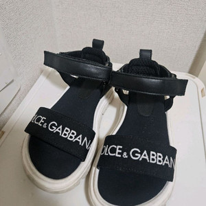 돌체앤 가바나 키즈 여아 샌들(26 유럽사이즈)