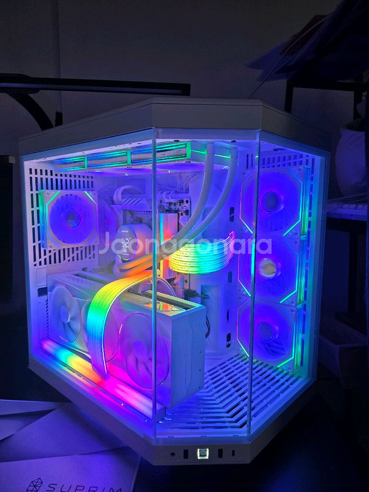 9950X3D RTX5090 어마본체 팝니다--2