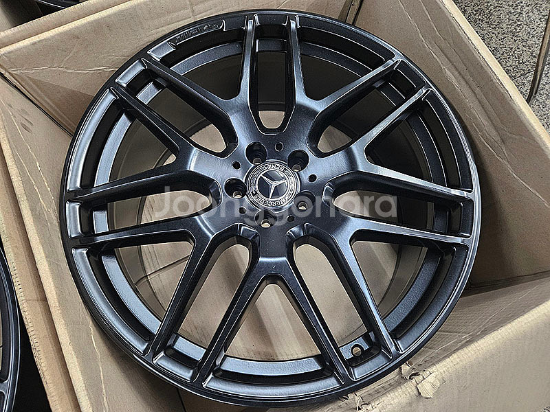 벤츠 C292 GLE63s AMG 퍼포먼스 22인치--3