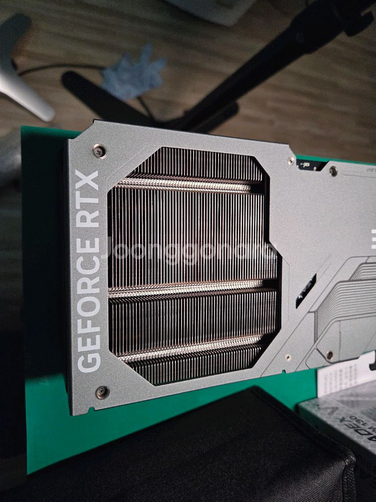 기가바이트 rtx4080 gaming oc--3