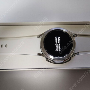 갤럭시 워치4 클래식 42mm 실버 1번착용제품 팝니다