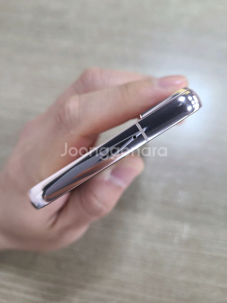 갤럭시S22 256기가 무잔상 S급 중고폰 공기계--7