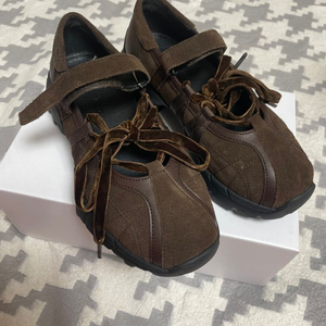 마땡킴 스니커즈 샌들