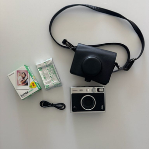 인스탁스 미니에보