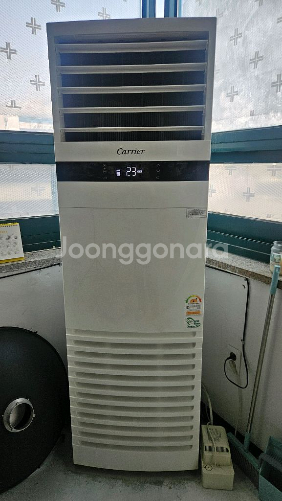 캐리어40평 스탠드 인버터냉난방기 2대 팝니다--2
