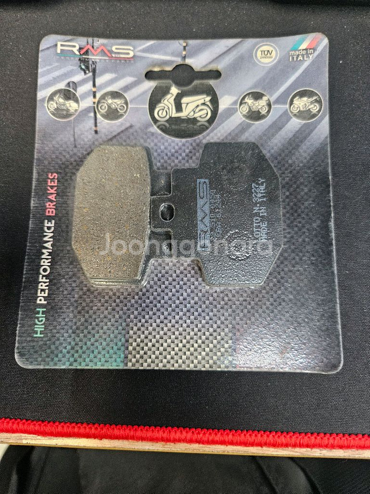 베스파 gts300 gts125 리어 브레이크패드 판매--0