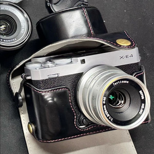 후지필름 X-E4 실버 카메라 + 렌즈 3매