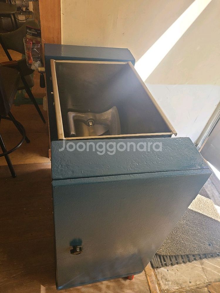 삼우뿔형20kg반죽기팝니다.택배가능합니다.~~~--1