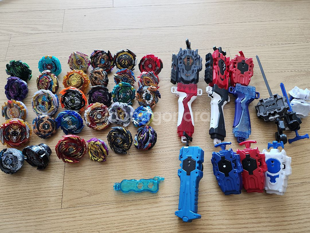 베이블레이드 팽이& 런처--0