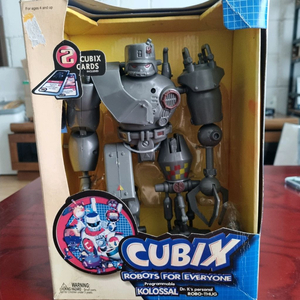 CUBIX 콜로살 피규어(카드 포함)ㅣ수집용 한정판