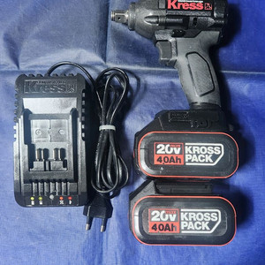 크레스 20v 충전임팩렌치 KU270 팝니다