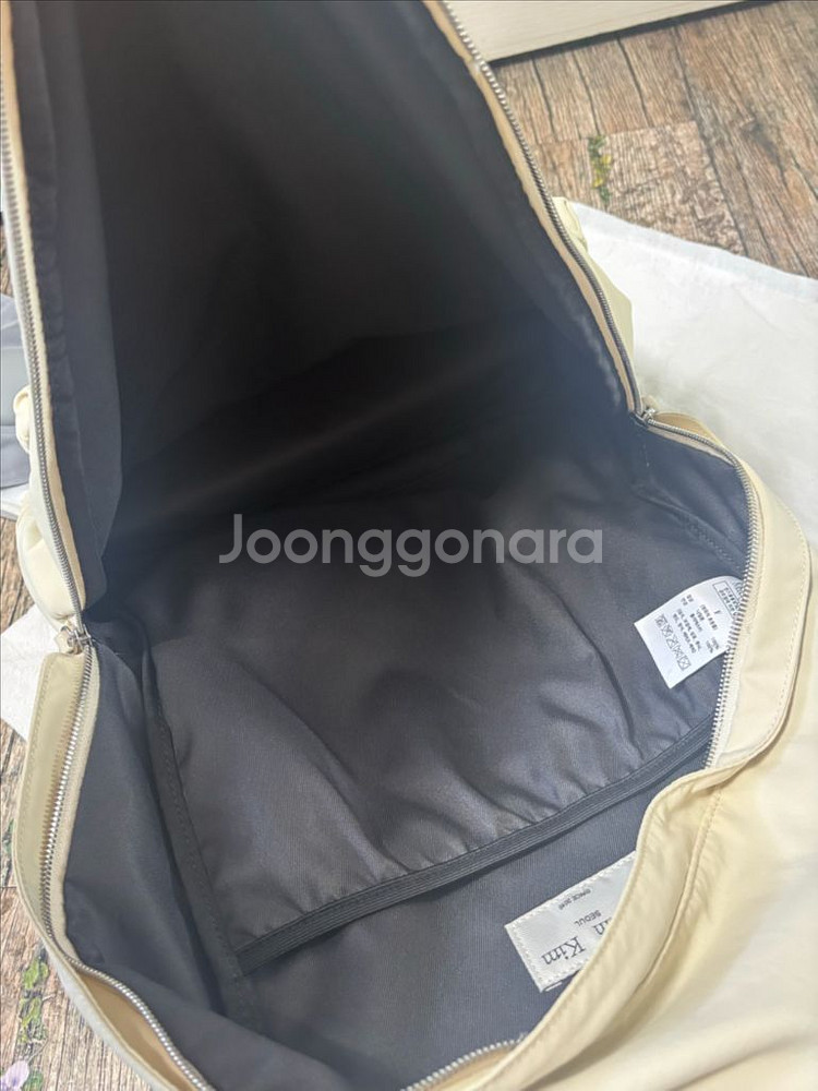 마뗑킴 카고 올데이 백팩 아이보리--2